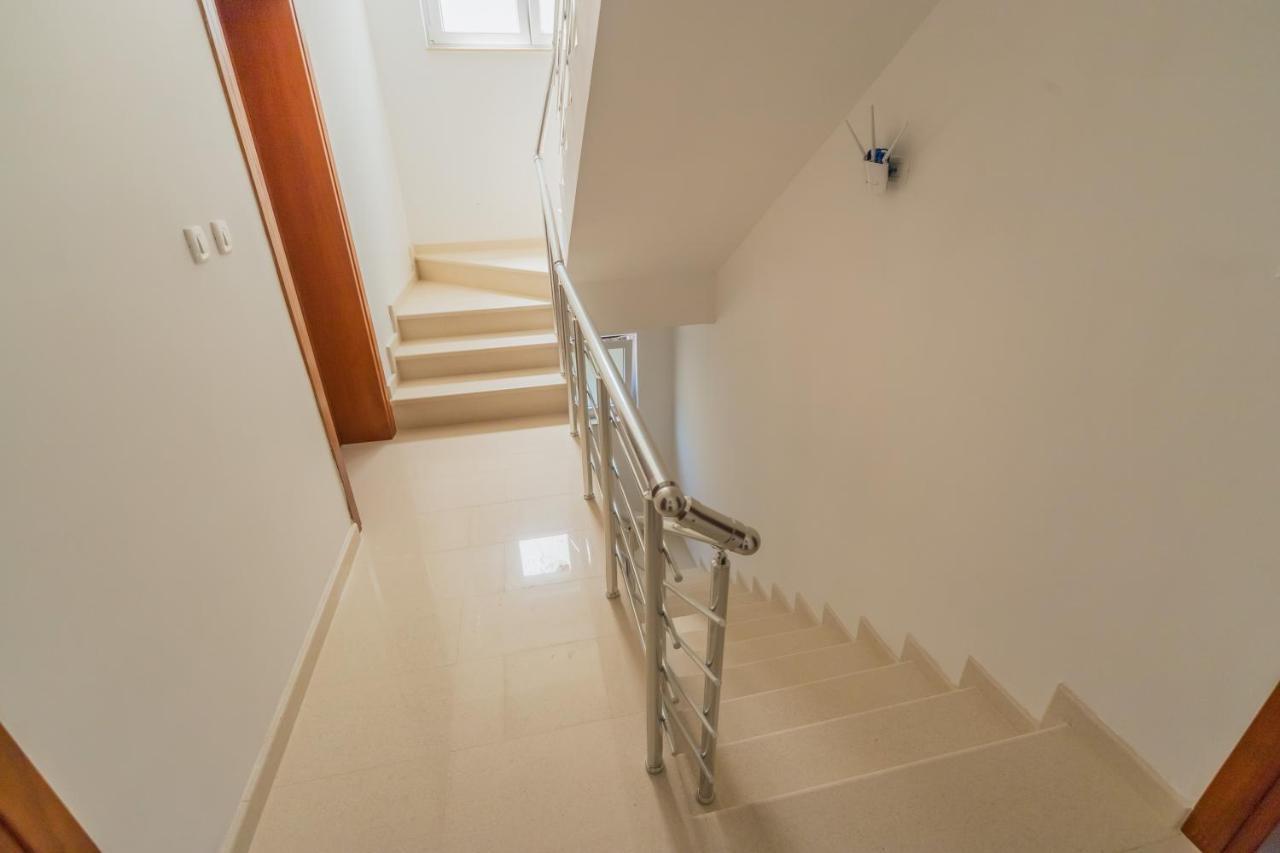 Grejm Lux Family Apartments Petrovac Exterior photo